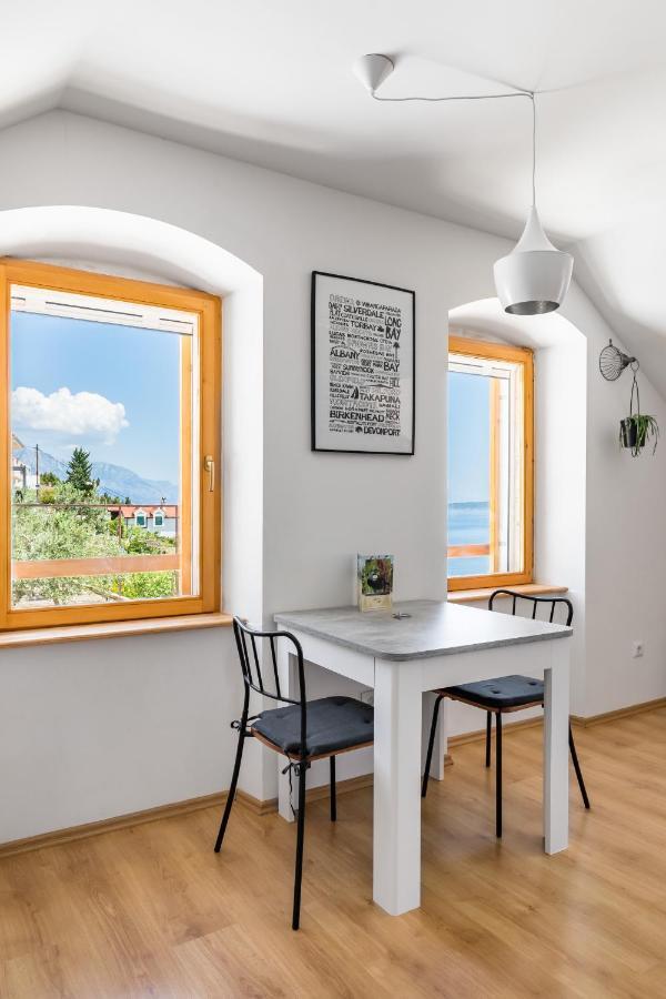 Waterview Apartments Mimice Bagian luar foto