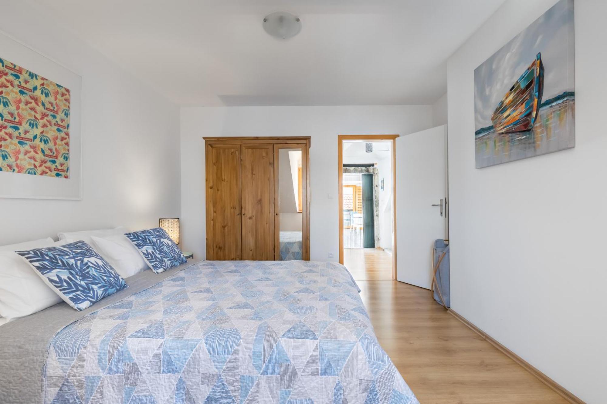 Waterview Apartments Mimice Bagian luar foto